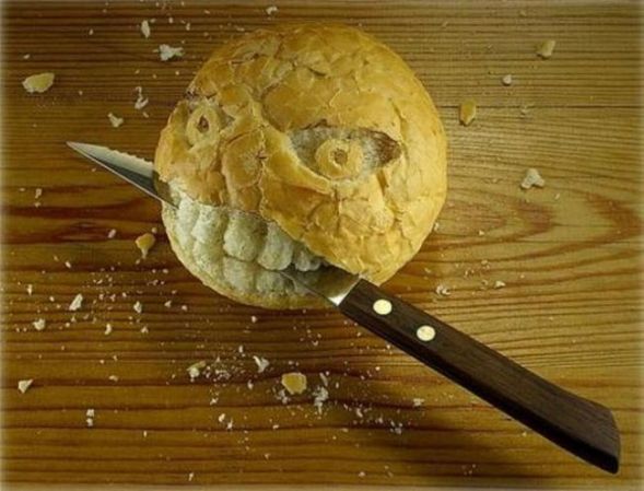 http://www.funny-potato.com/blog/wp-content/uploads/2008/05/bread-knife.jpg