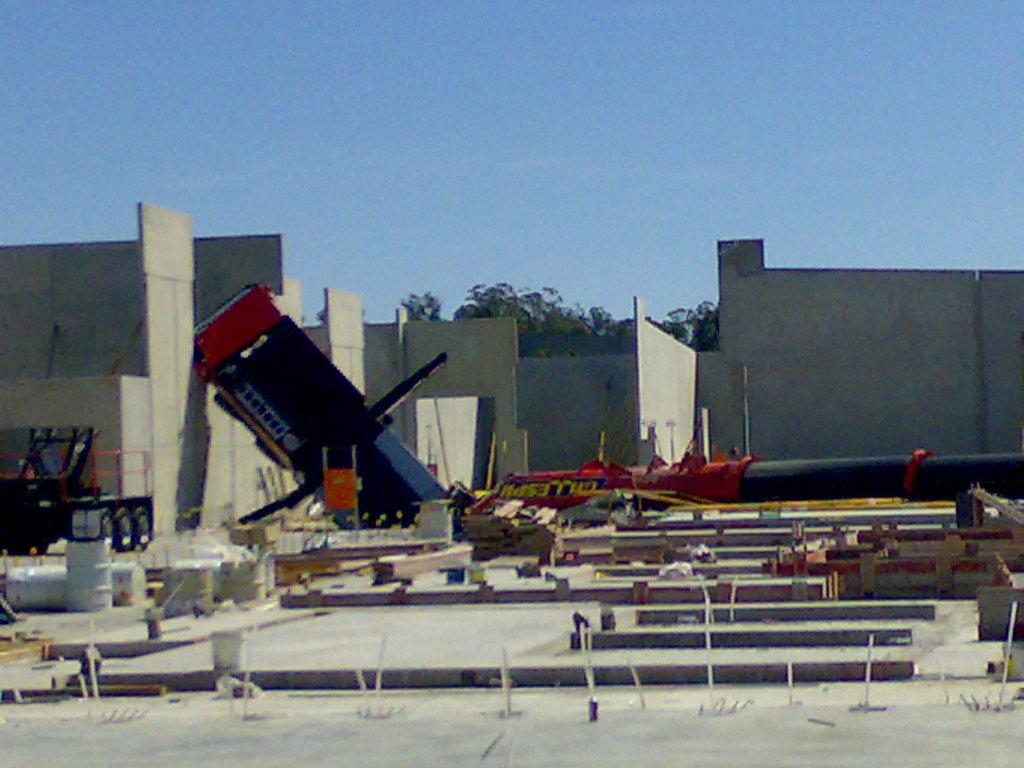 Accident crane
