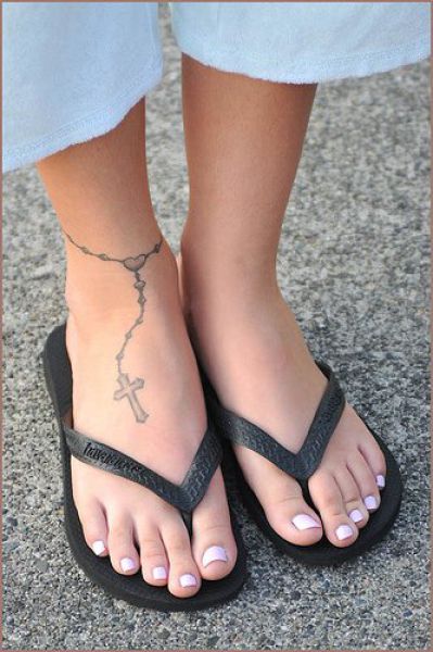 Cool foot tattoos