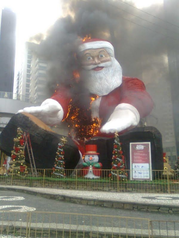 Santa Claus Huge