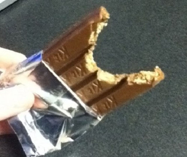 way eat kit kat