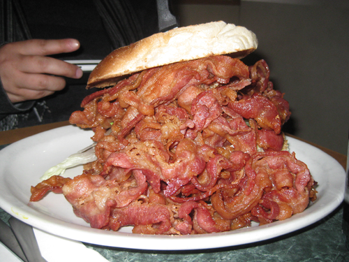 hamburger-with-bacon.jpg