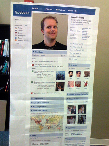 Costume facebook
