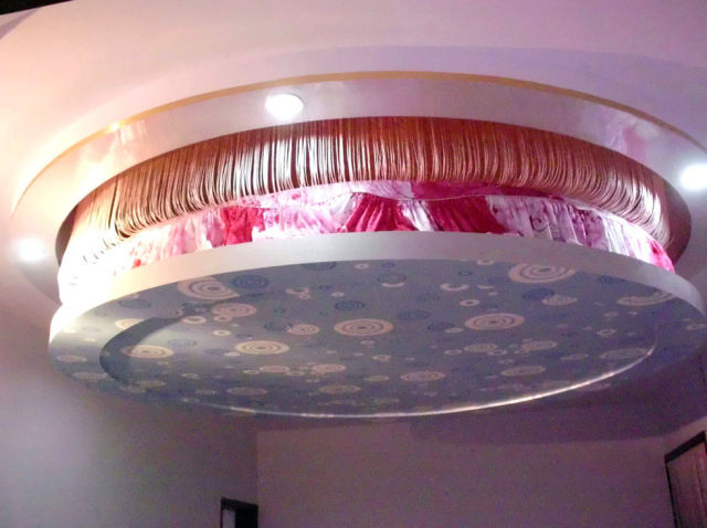 bedroom ceiling