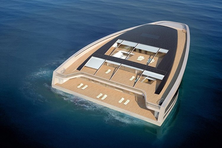 Boat with 3 decks